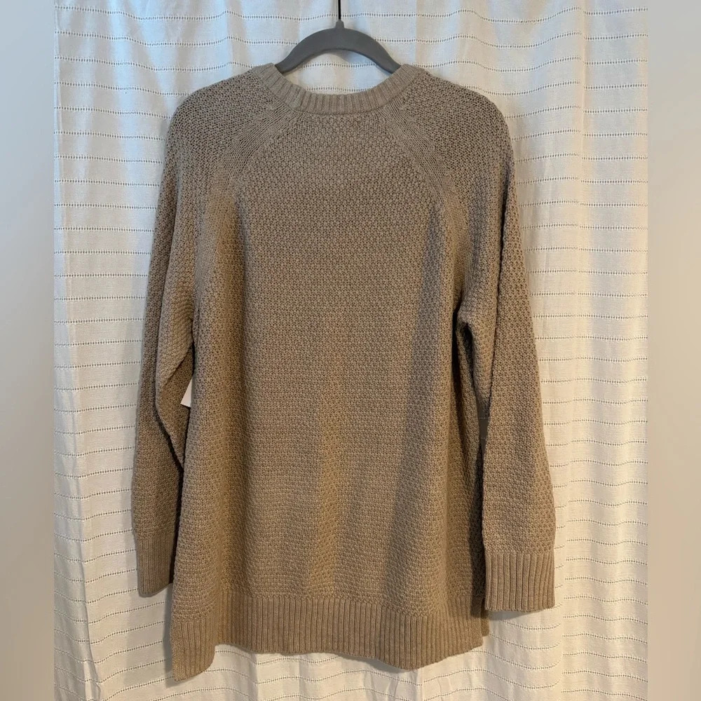 NWT Old Navy Taupe Crew Neck Sweater - Picture 4 of 5